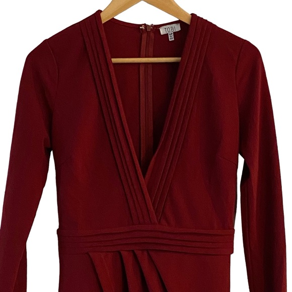TOBI Ava Dress NEW Wine Burgundy Red Bodycon Plunging V Neck Size Small - Picture 4 of 13